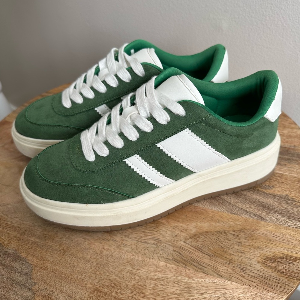 Green and White Women's Suede Sneakers